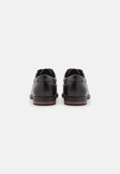 Pier One Unisex - Veterschoenen - Black -Pier One 0167b8efc11a474fa58ea9e54d5eab0d