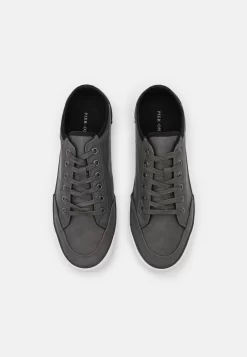 Pier One Sneakers Laag - Grey 9 Pier One Sneakers Laag - Grey -Pier One 121b9e5dccd84e7482b811a5f0f11ce0 scaled