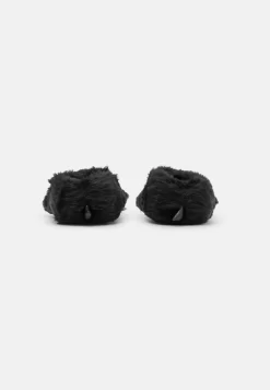 Pier One Pantoffels - Black -Pier One 16e14d473c7e49f3a00c1607f2dec7e0 scaled
