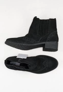 Pier One Korte Laarzen - Black