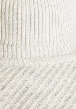 Pier One Trui - Off-White -Pier One 2feb22e98cd24316871789f59194be53