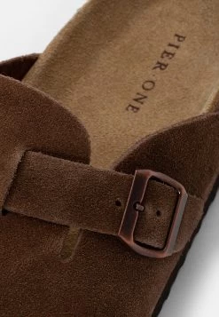 Pier One Leather Unisex - Pantoffels - Brown -Pier One 47364cdc1dcd4794860a5f6810594e6c