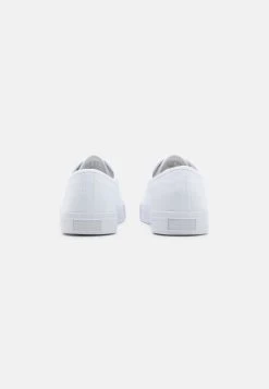 Pier One Unisex - Sneakers Laag - White -Pier One 68b711ddaecd4cfaacd471e0905628b6