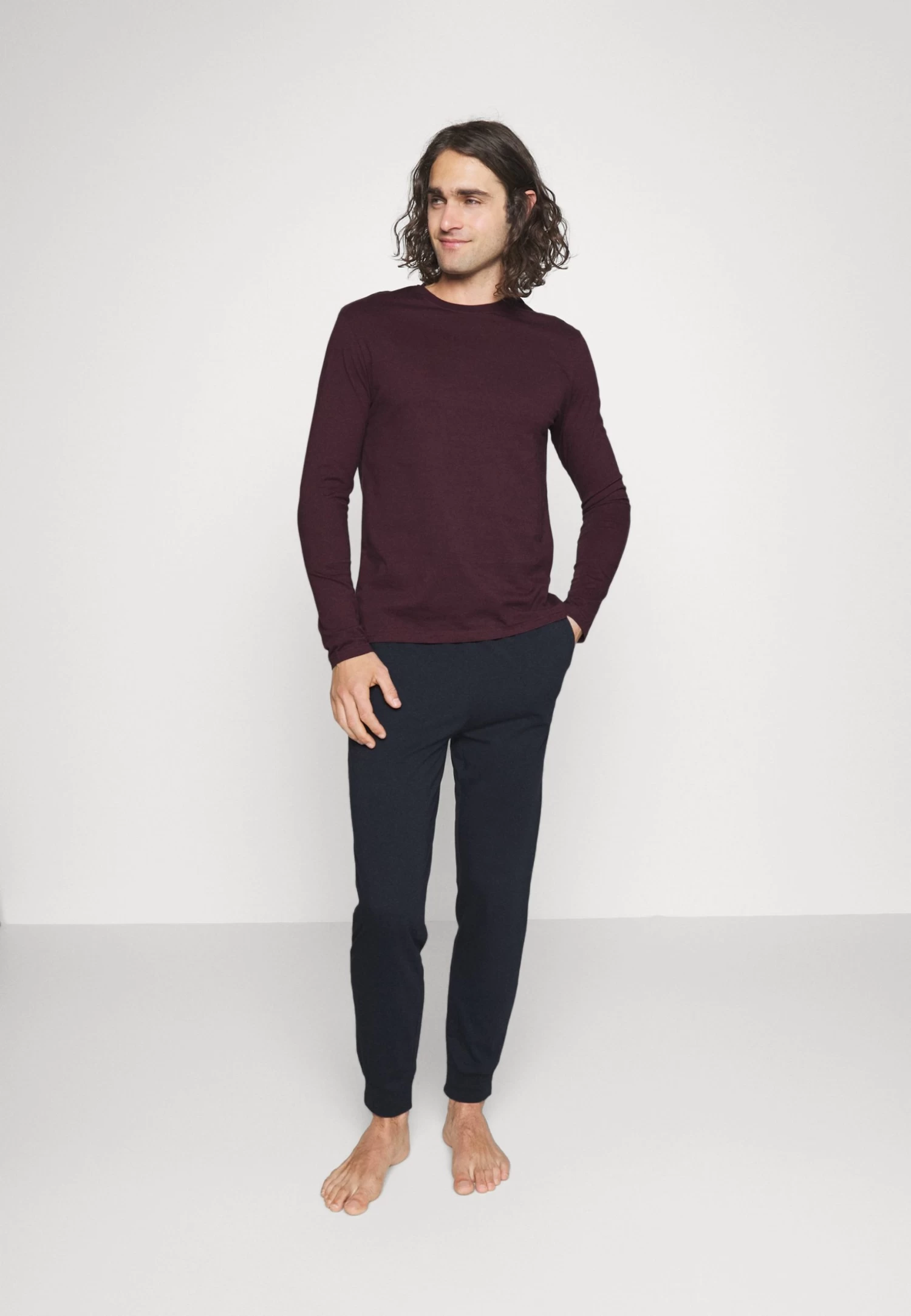 Pier One Pyjama -Dark Blue/Bordeaux 2 Pier One Pyjama -Dark Blue/Bordeaux - Afbeelding 2