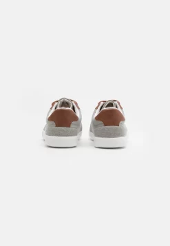 Pier One Unisex - Sneakers Laag - Light Grey 8 Pier One Unisex - Sneakers Laag - Light Grey -Pier One 7c4e08796d2149fc9365f67598b7eb4f scaled