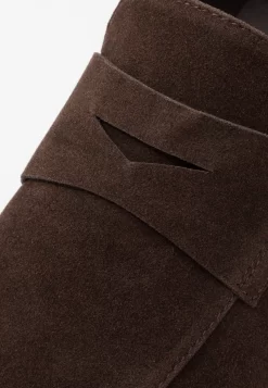 Pier One Instappers - Brown -Pier One 8e48c8dea02743bab906dc00cd8ff11b scaled