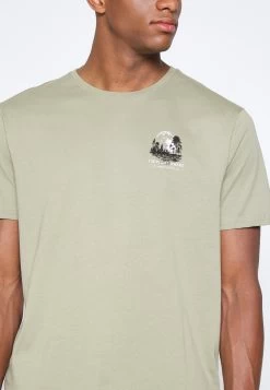 Pier One Moon Scene Graphic T-Shirt - T-Shirt Print - Olive 13 Pier One Moon Scene Graphic T-Shirt - T-Shirt Print - Olive -Pier One a3d76dc258384102beba731e1a4b47e2