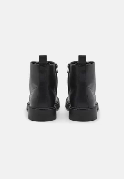 Pier One Unisex - Veterboots - Black -Pier One b4bba21c5c5045809f9f89fdc8738ce6 scaled