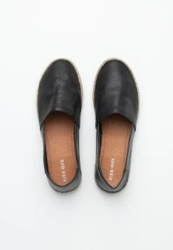 Pier One -Pier One b5a4d4b30a9f40a1b1040e24928f0ca2