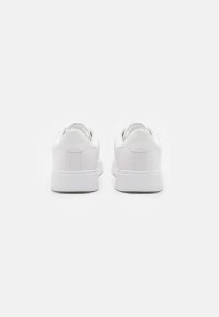 Pier One Unisex - Sneakers Laag - White -Pier One dff51b9dd14c4b51b6b5c86184532a87