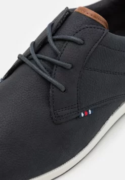 Pier One Sportieve Veterschoenen - Dark Blue/White -Pier One dff75f48d15744d2a2c522f733b15946 scaled