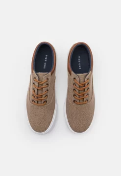 Pier One Sneakers Laag - Taupe 9 Pier One Sneakers Laag - Taupe -Pier One e9072030cb6f46b8b971518332e5e666 scaled