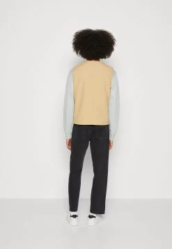 Pier One Bodywarmer - Tan 8 Pier One Bodywarmer - Tan -Pier One e9a6176c9ccb486a93469afcd3f1f0b2