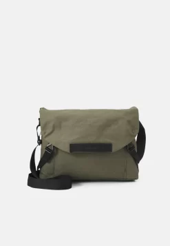 Pier One Schoudertas - Olive